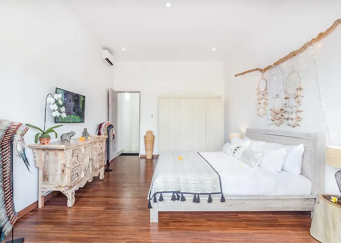 Maviba Villa Seminyak (Bali)